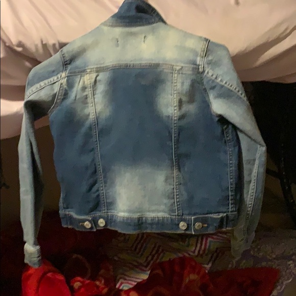 Jean jacket - Picture 2 of 4